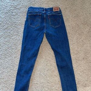 Levi 711 skinny